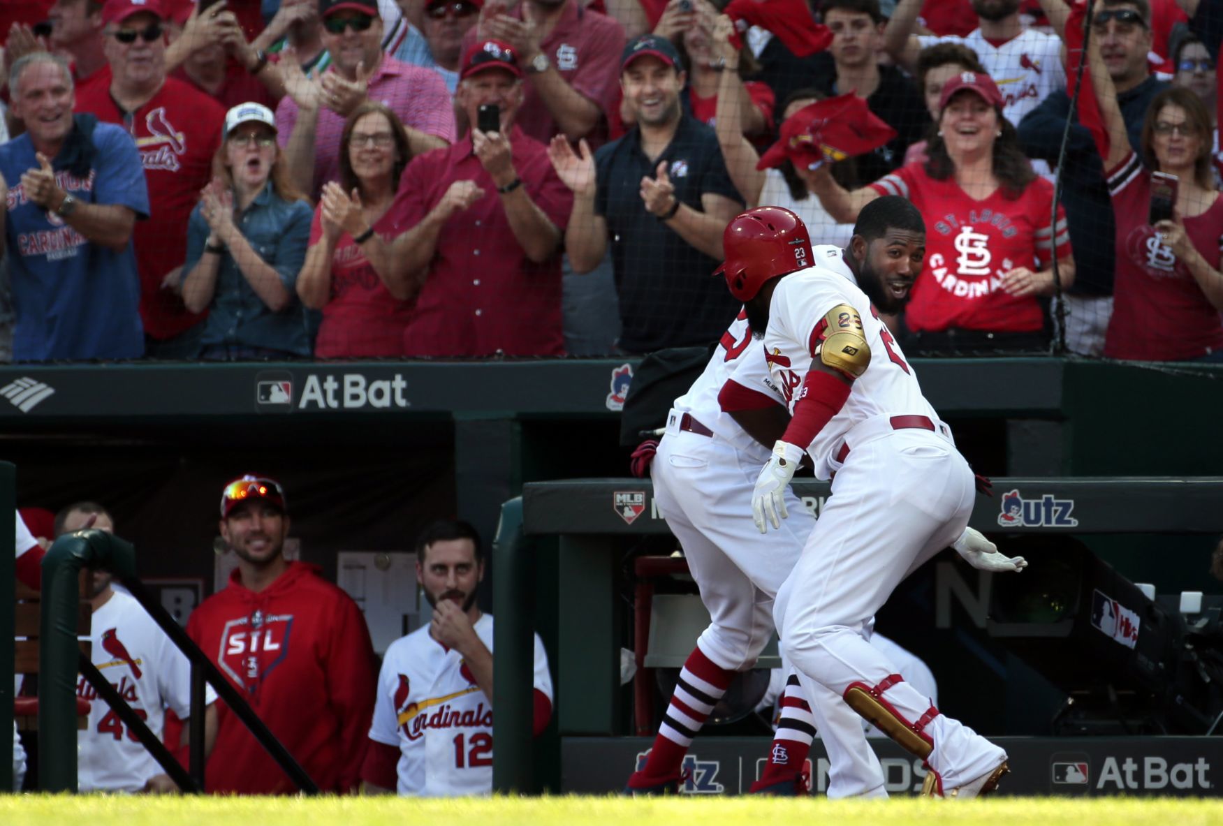 Cardinals force deciding fifth game of the NLDS with a 5-4 win over the Braves in the 10th inning